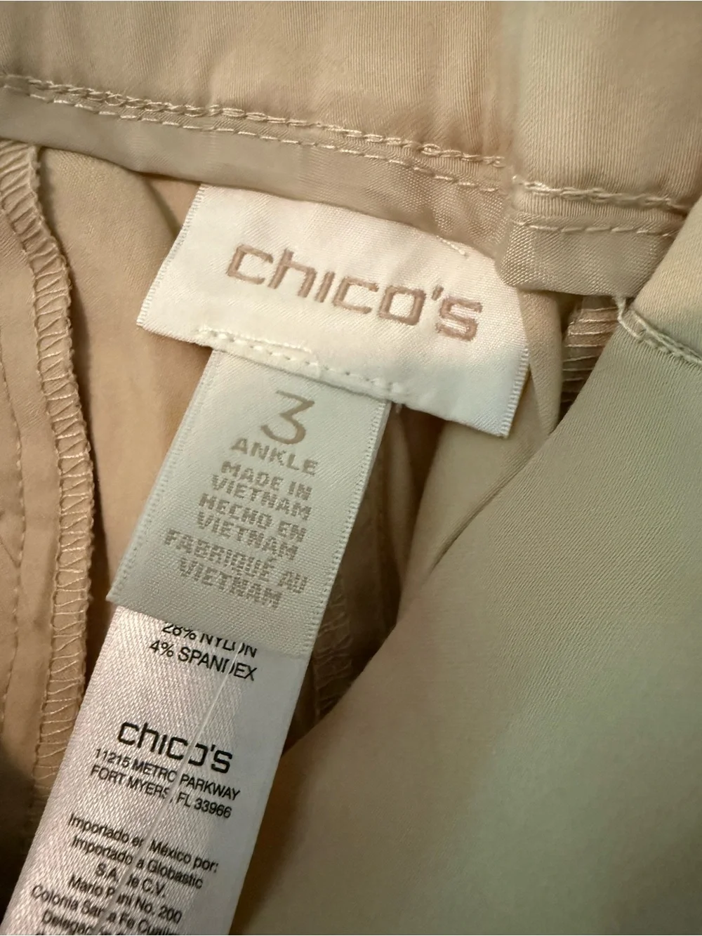 NWT Chico's | Tan Luxe Twill Utility Crop Pants | Size 3 - Picture 5 of 10